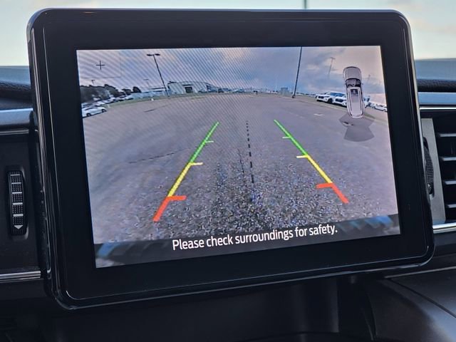 Certified 2022 Ford Explorer XLT w/ Equipment Group 202A image 10