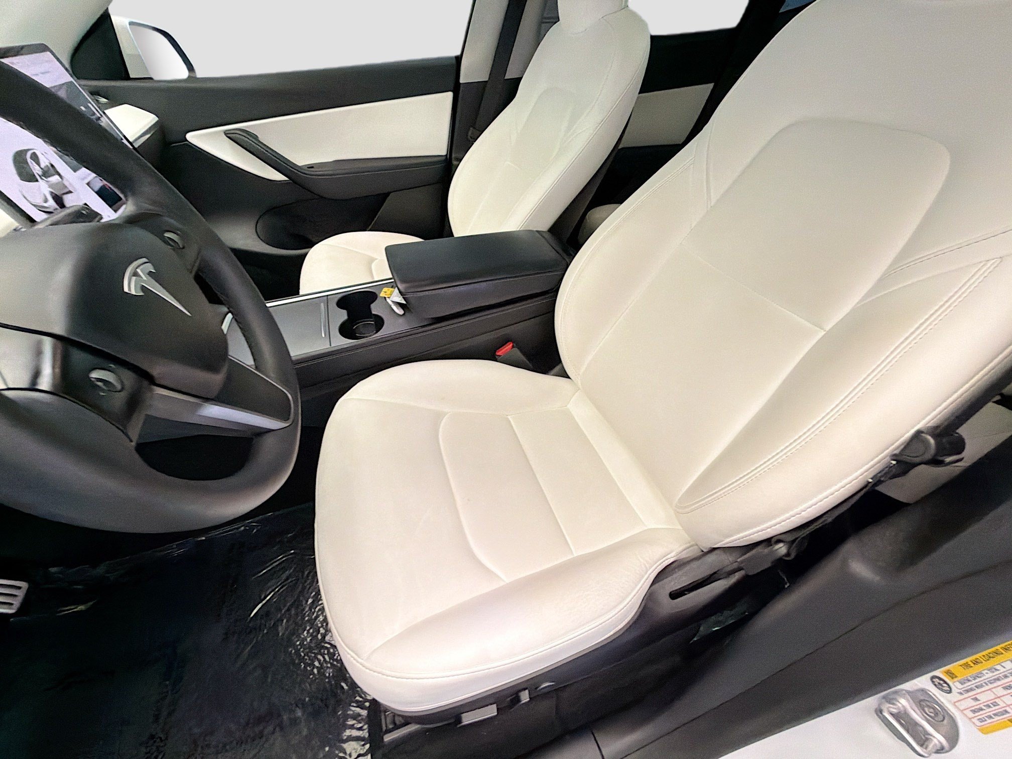 Used 2022 Tesla Model Y Performance AWD/4WD image 11