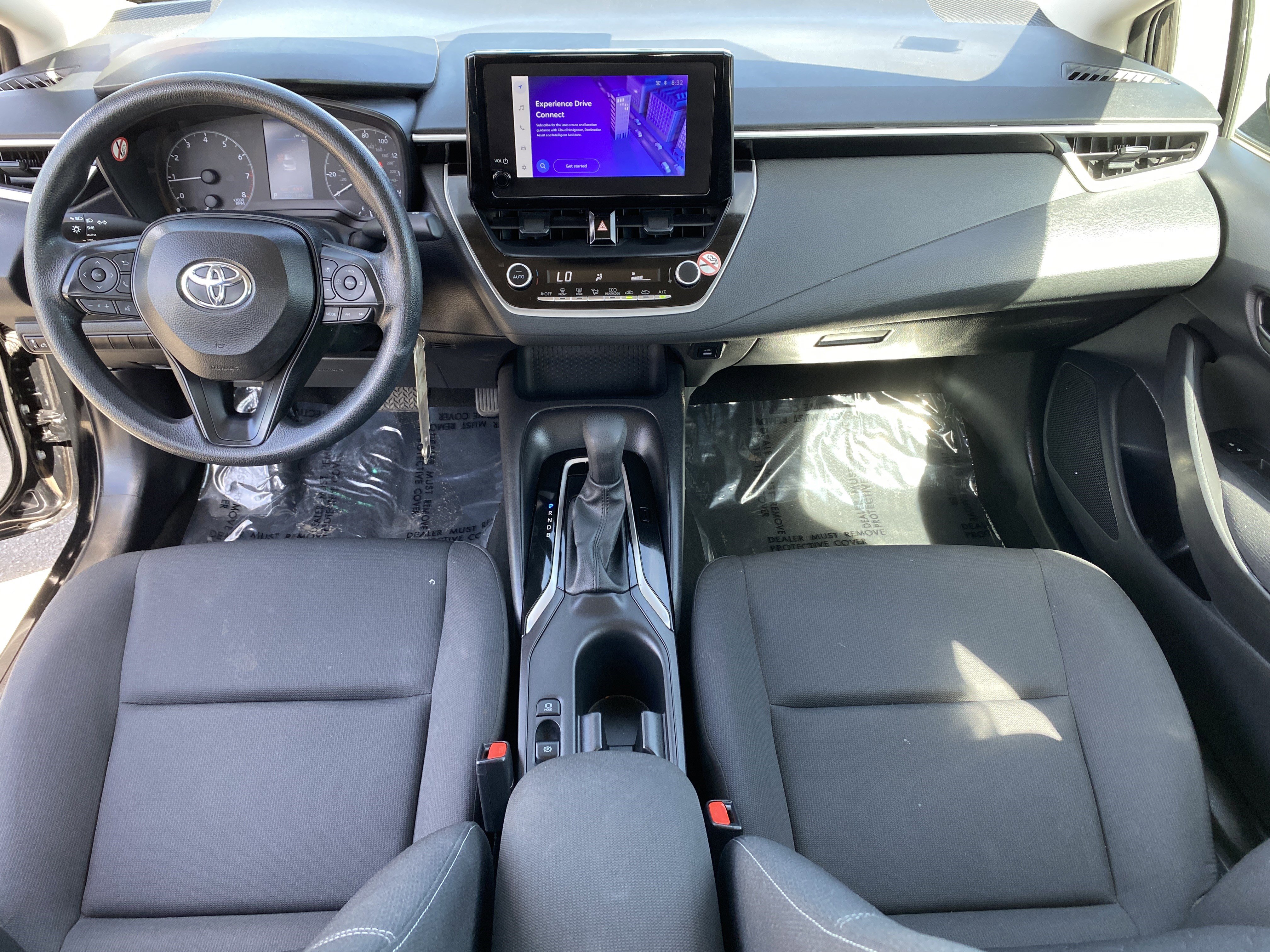 Used 2025 Toyota Corolla LE image 18