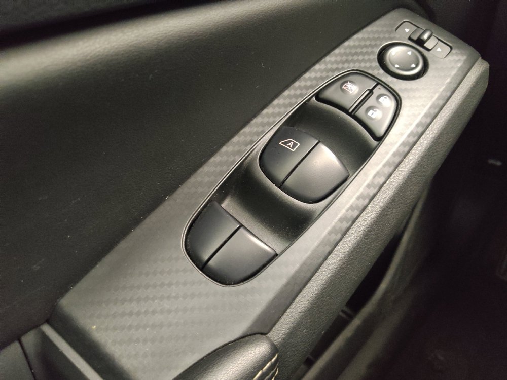 Used 2025 Nissan Altima 2.5 SV FWD image 27