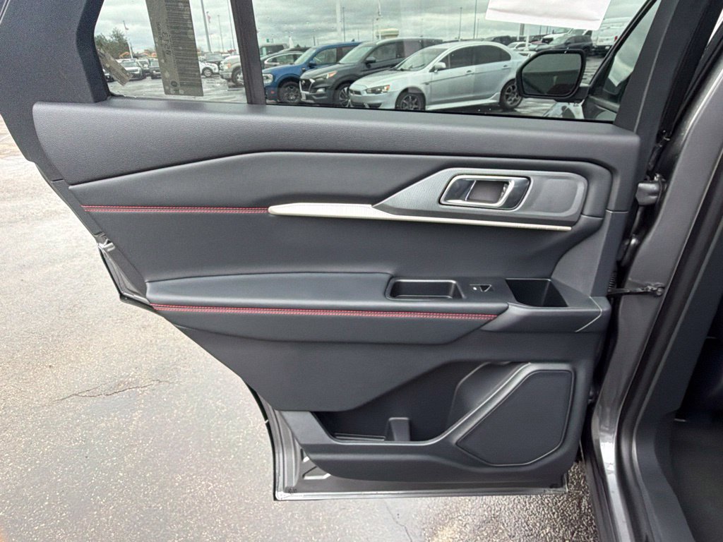 New 2027 Ford Explorer ST-Line w/ Premium Package AWD/4WD image 22