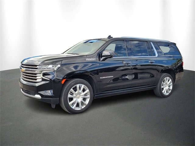 Certified 2023 Chevrolet Suburban High Country image 2