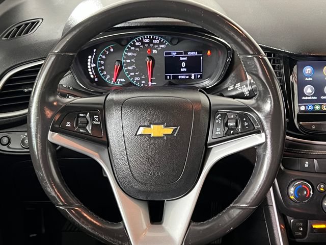 Used 2018 Chevrolet Trax LT w/ LT Convenience Package FWD image 15