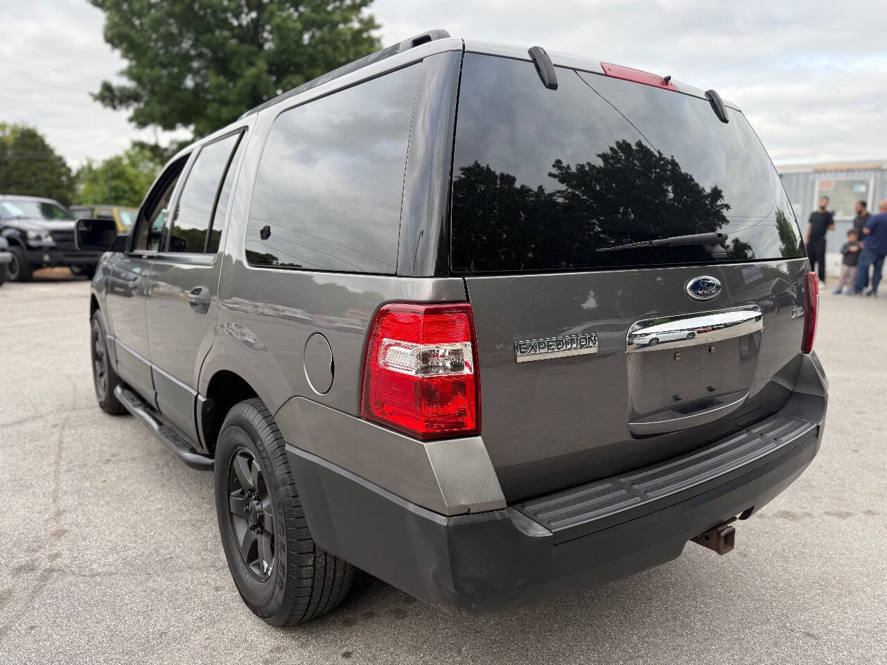 Used 2014 Ford Expedition XL RWD image 6