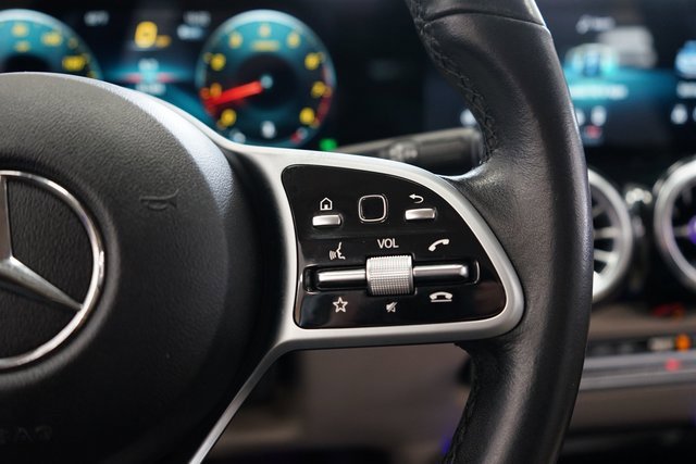 Used 2021 Mercedes-Benz GLB 250 GLB 250 image 30