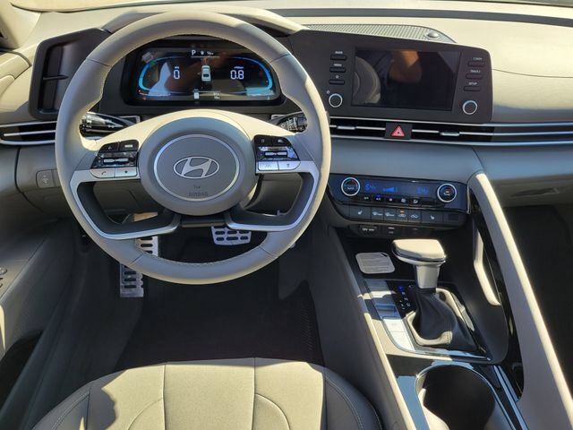 New 2026 Hyundai Elantra SEL Sport Premium FWD image 4