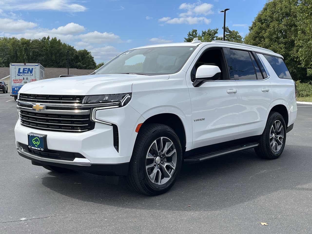 Certified 2021 Chevrolet Tahoe LT AWD/4WD image 2