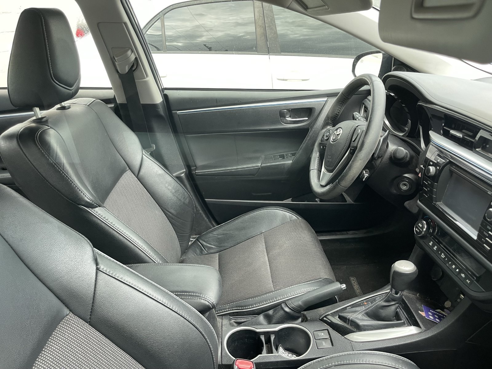 Used 2016 Toyota Corolla S FWD image 6