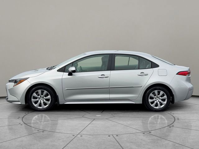 Certified 2025 Toyota Corolla LE w/ Convenience Package FWD image 3