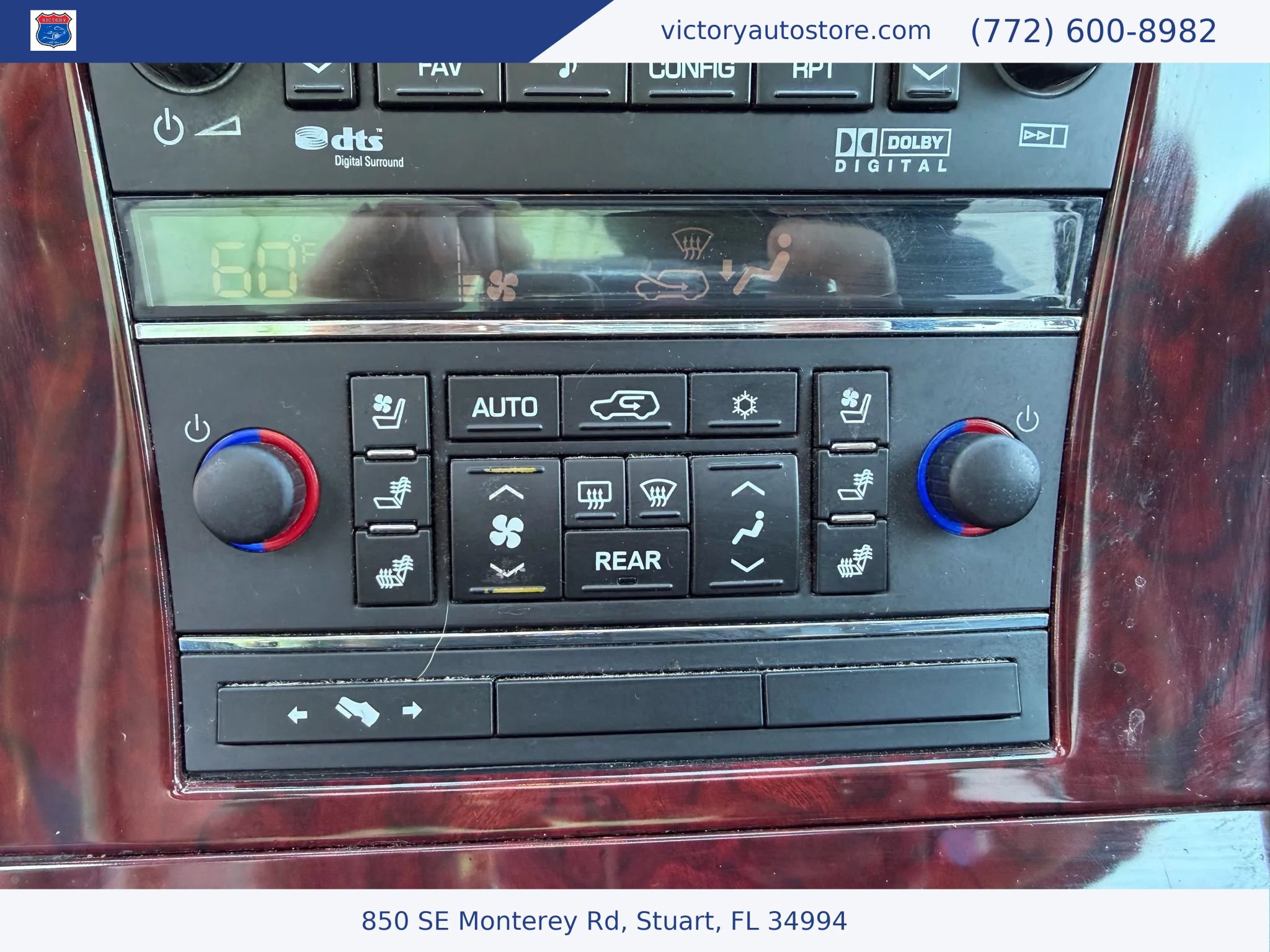 Used 2010 Cadillac Escalade Luxury image 23