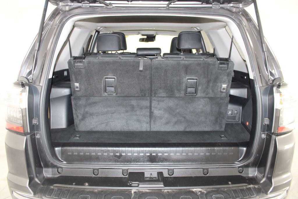 Used 2022 Toyota 4Runner Limited image 17