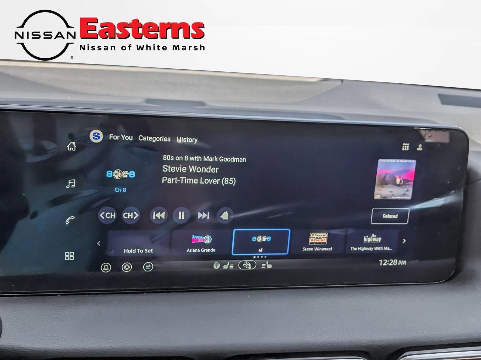 New 2027 Nissan Sentra SR w/ SR Premium Package FWD image 12