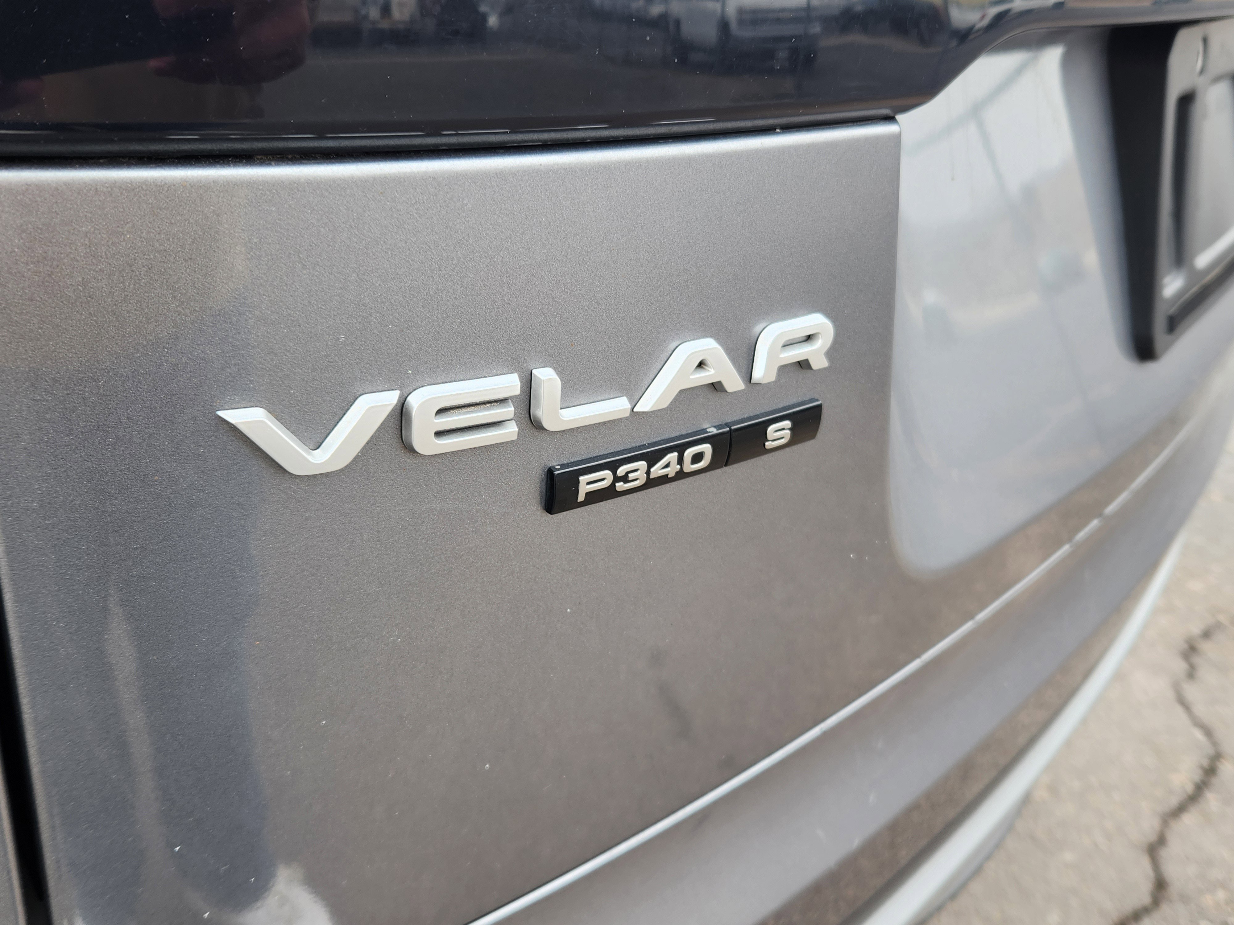 Used 2020 Land Rover Range Rover Velar S image 20