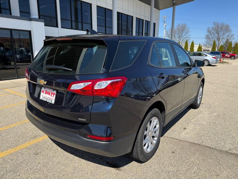 Used 2020 Chevrolet Equinox LS AWD/4WD image 5