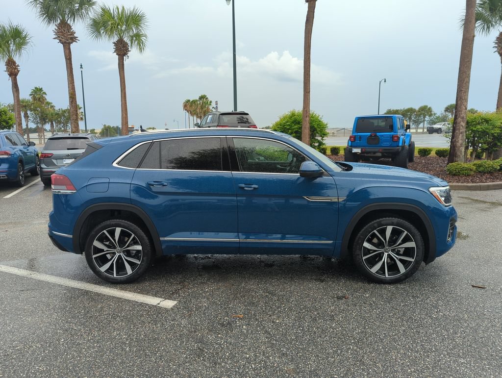 New 2026 Volkswagen Atlas Cross Sport SEL Premium R-Line AWD/4WD image 3