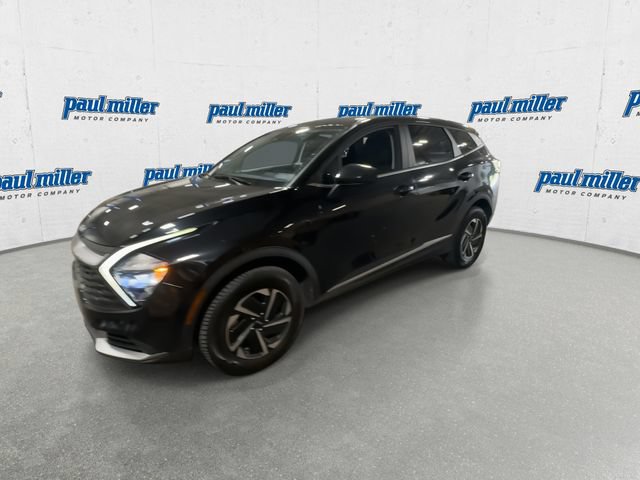 Used 2023 Kia Sportage LX AWD/4WD image 6