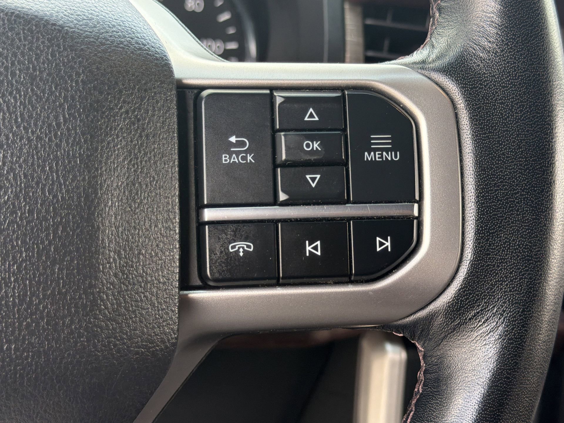 Certified 2024 Ford Expedition Limited image 18