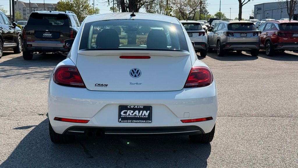 Used 2017 Volkswagen Beetle 1.8T SE FWD image 6