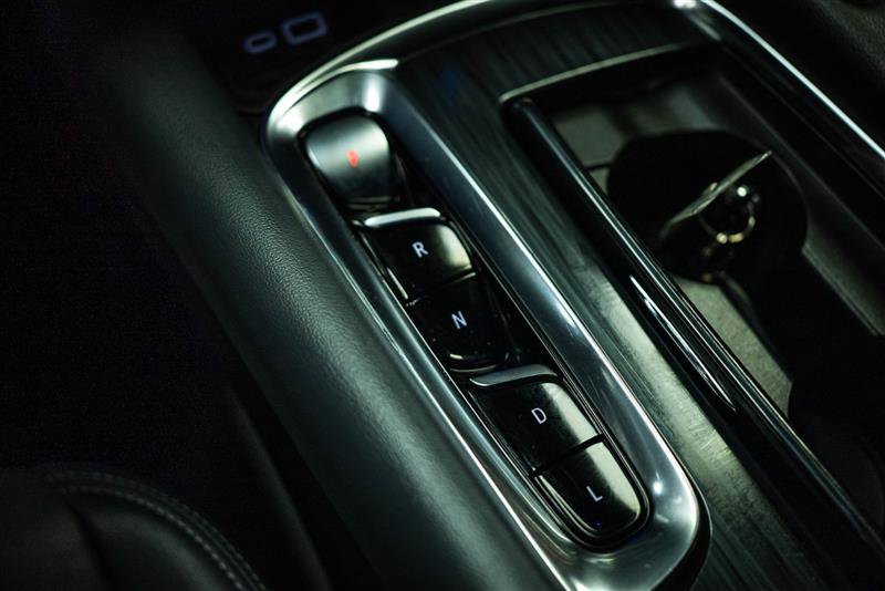 Used 2024 Buick Enclave Premium image 22