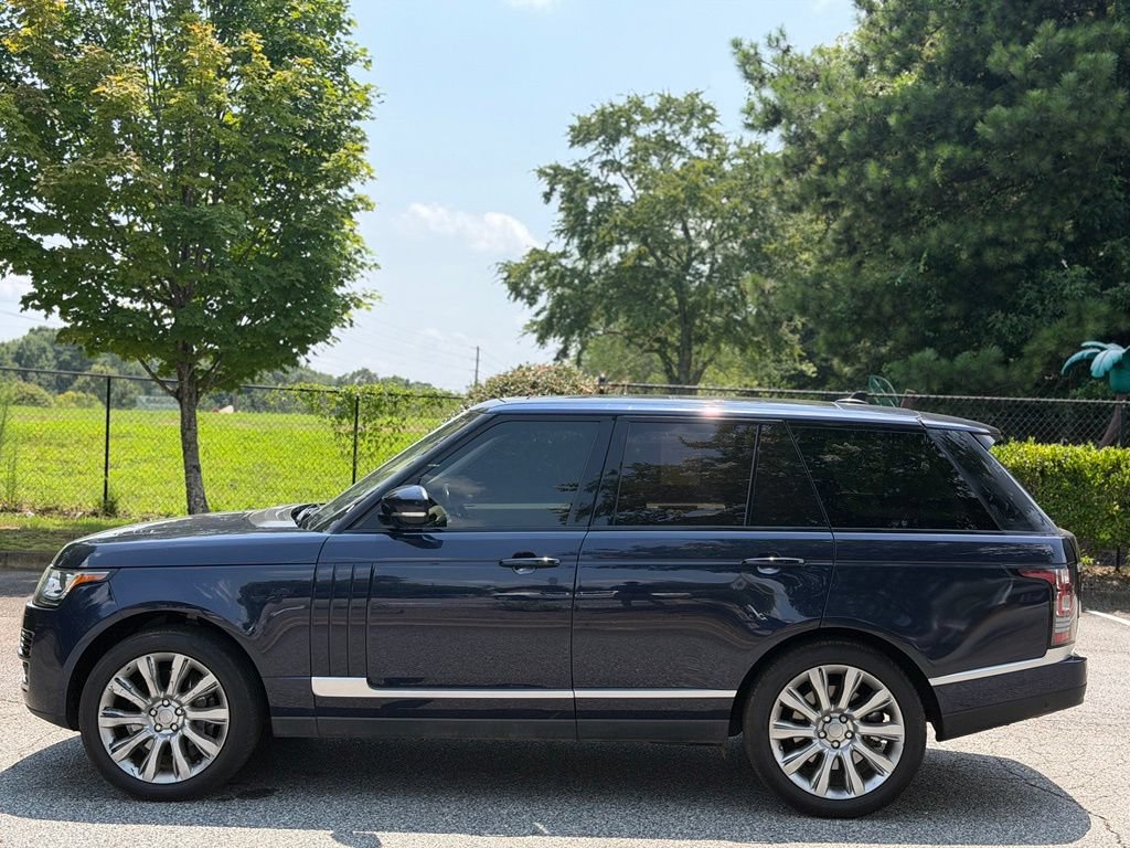 Used 2016 Land Rover Range Rover Supercharged AWD/4WD image 2
