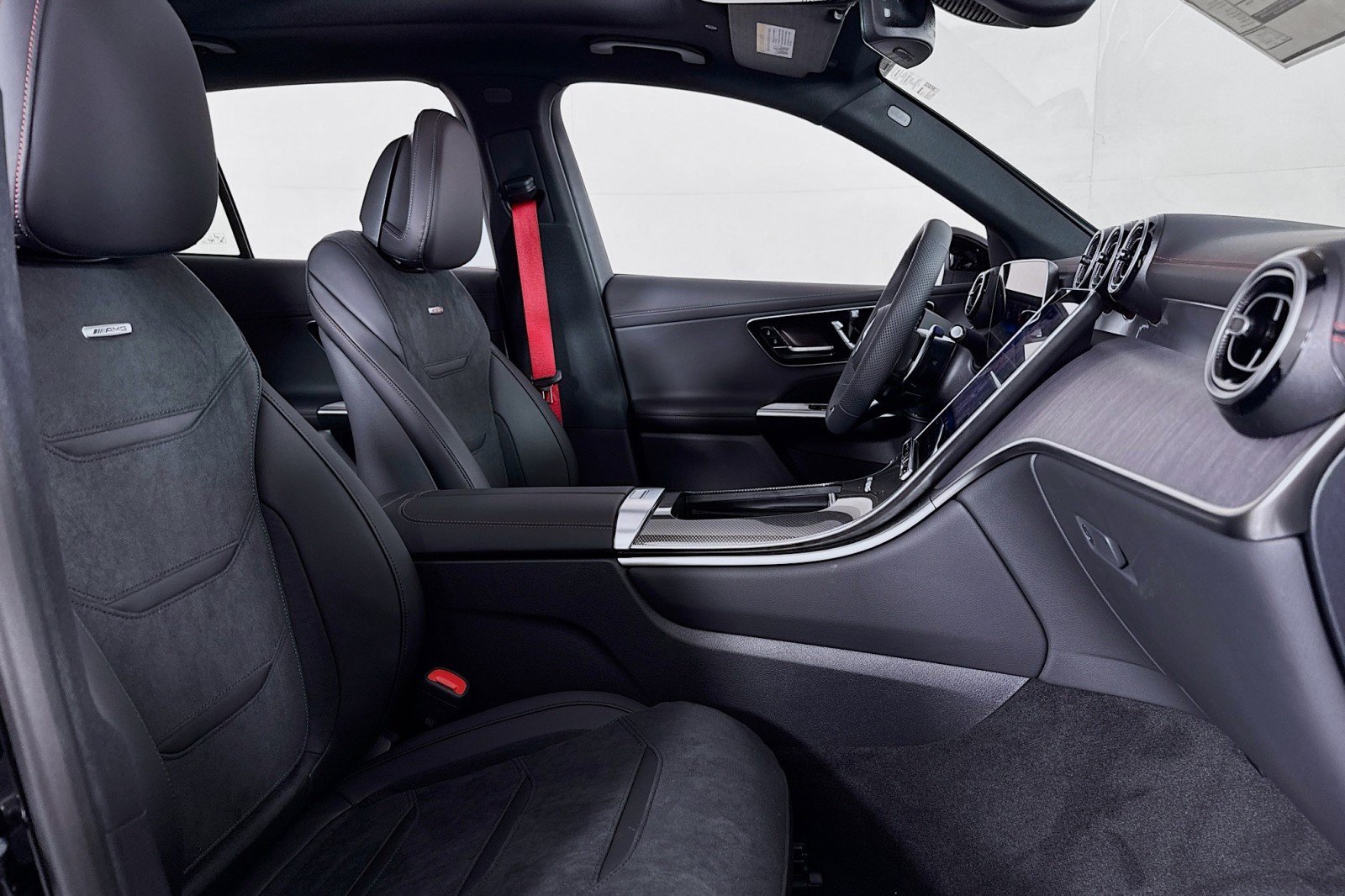 New 2026 Mercedes-Benz GLC 43 AMG 4MATIC image 6