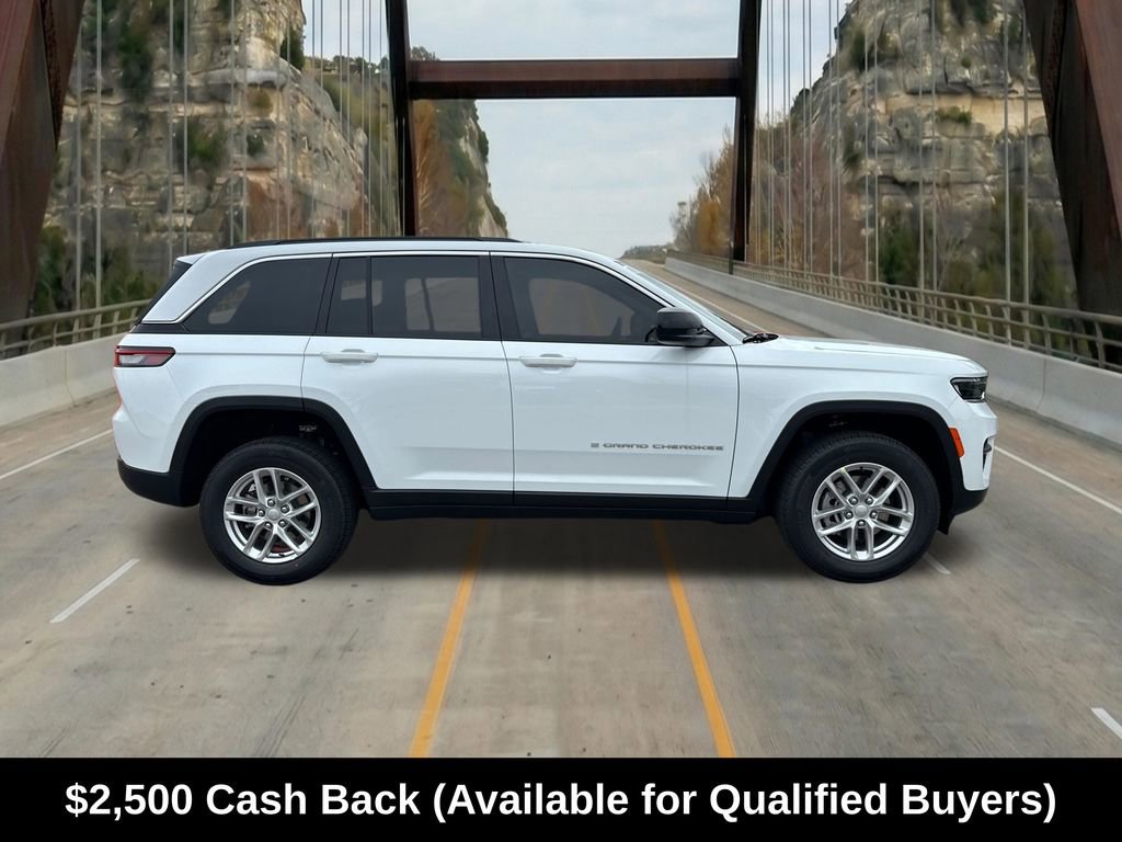 New 2026 Jeep Grand Cherokee Laredo RWD image 11