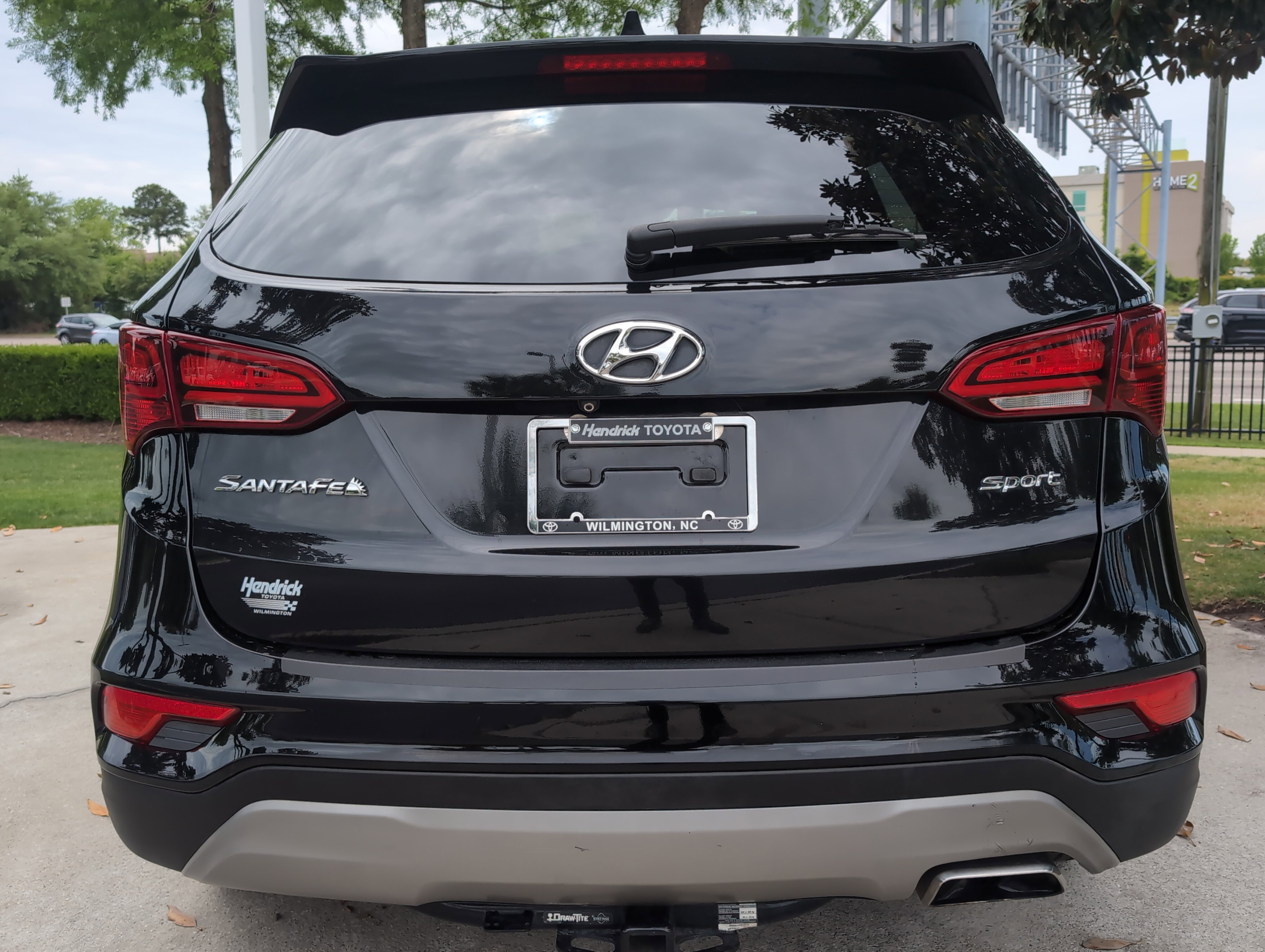 Used 2017 Hyundai Santa Fe Sport FWD image 9