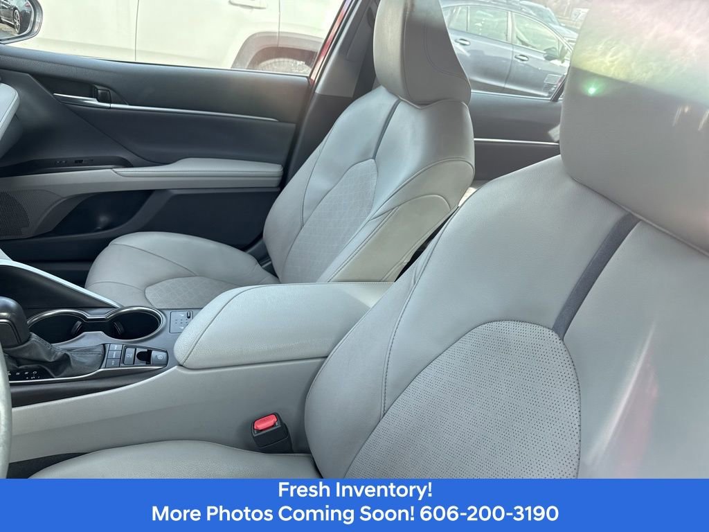Used 2022 Toyota Camry XSE w/ Carpet Mat Package (TMS) AWD/4WD image 12