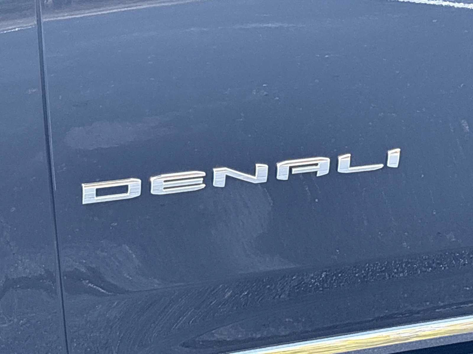 New 2026 GMC Yukon XL Denali Ultimate AWD/4WD image 23