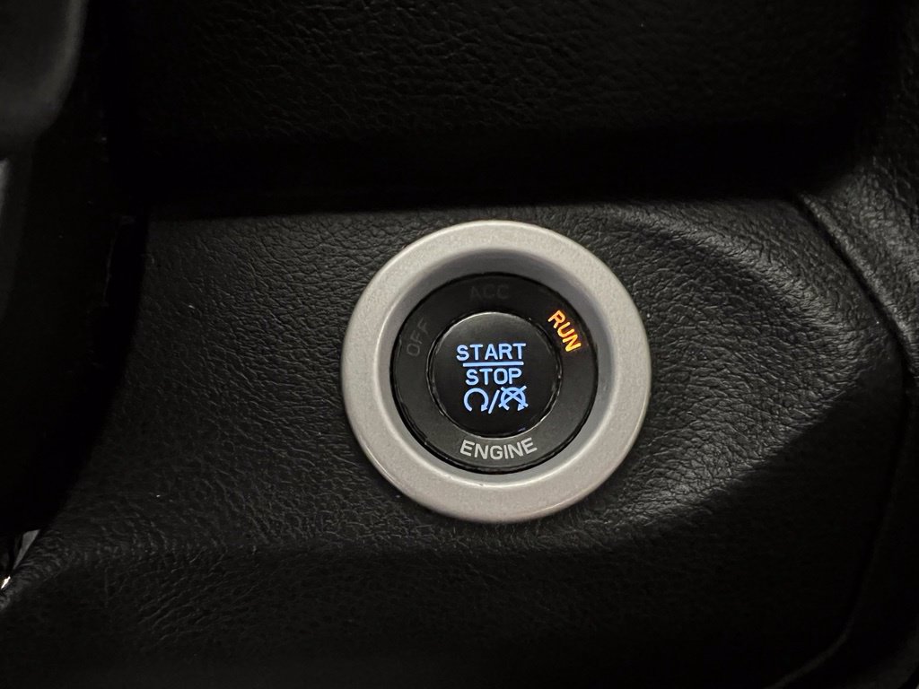 Used 2015 RAM 3500 Laramie w/ Convenience Group AWD/4WD image 29