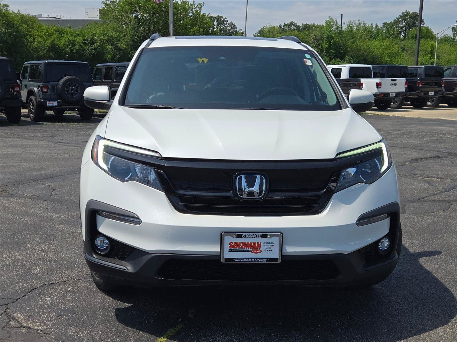 Used 2022 Honda Pilot Special Edition image 3