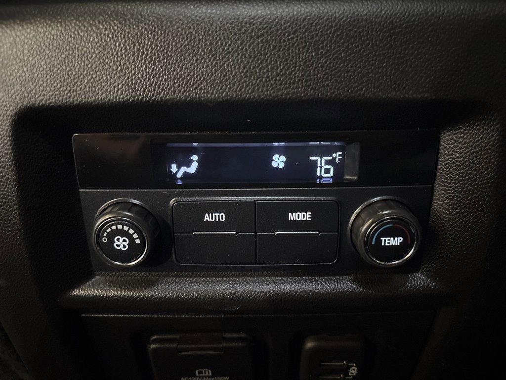 Used 2019 Chevrolet Traverse LT w/ LT Premium Package image 45