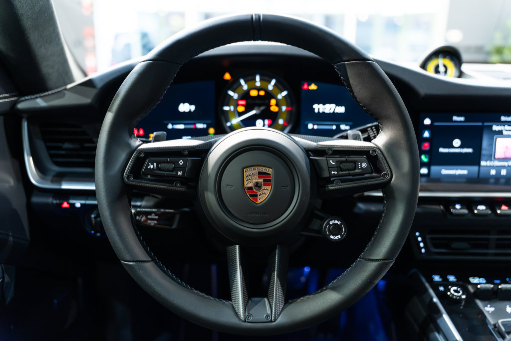 Used 2025 Porsche 911 Turbo AWD/4WD image 5