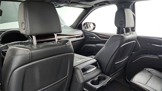 Certified 2022 Cadillac Escalade Premium Luxury image 17