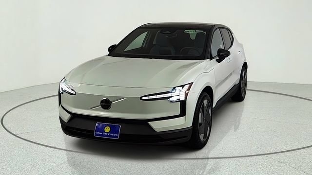 New 2026 Volvo EX30 Plus w/ Protection Package AWD/4WD image 2