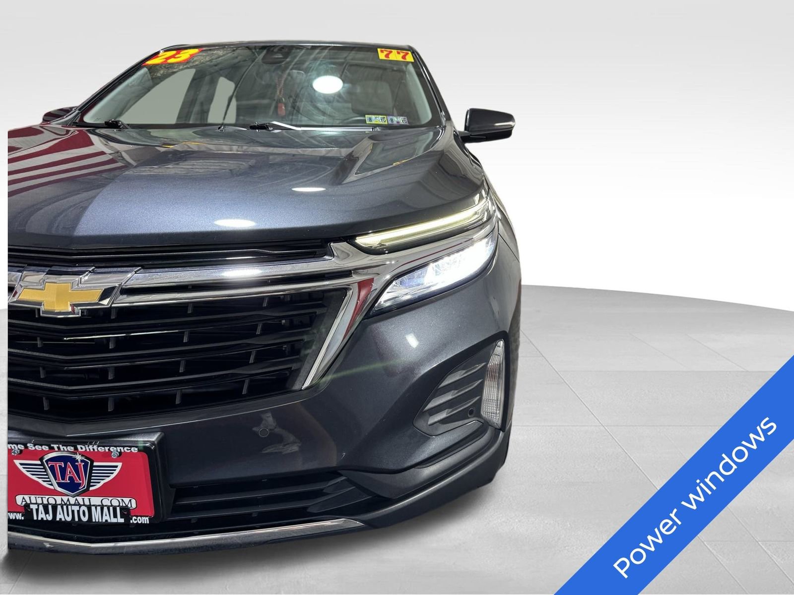 Used 2023 Chevrolet Equinox LT w/ Driver Convenience Package image 10