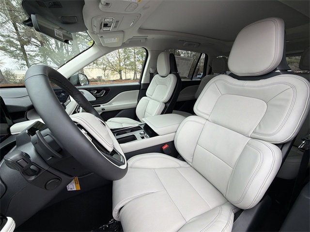New 2026 Lincoln Aviator Reserve image 11