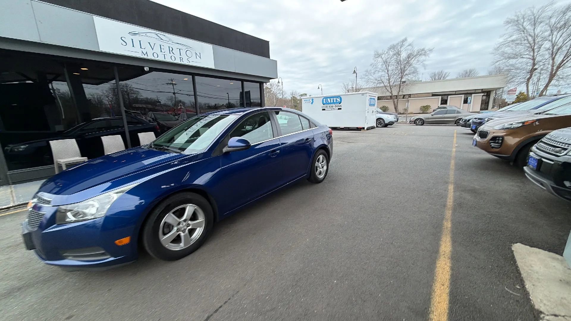 Used 2013 Chevrolet Cruze LT image 3