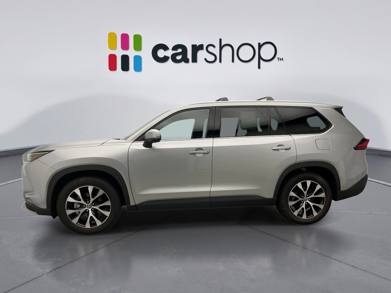 Used 2024 Toyota Grand Highlander AWD Hybrid image 2