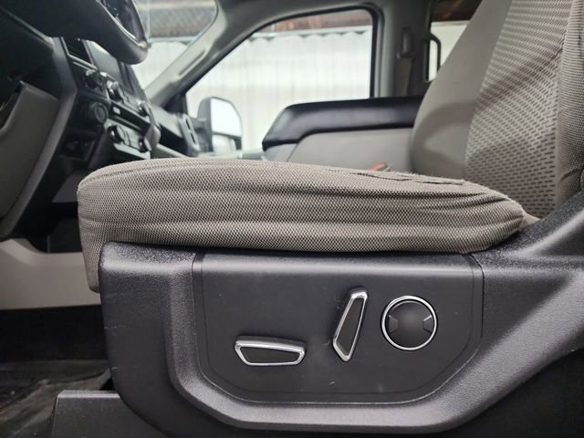 Used 2016 Ford F150 XLT w/ Equipment Group 302A Luxury image 18