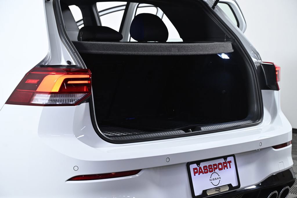 Used 2024 Volkswagen Golf R image 38