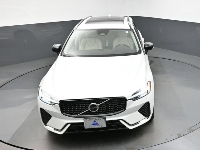 Used 2023 Volvo XC60 B5 Plus w/ Climate Package AWD/4WD image 45