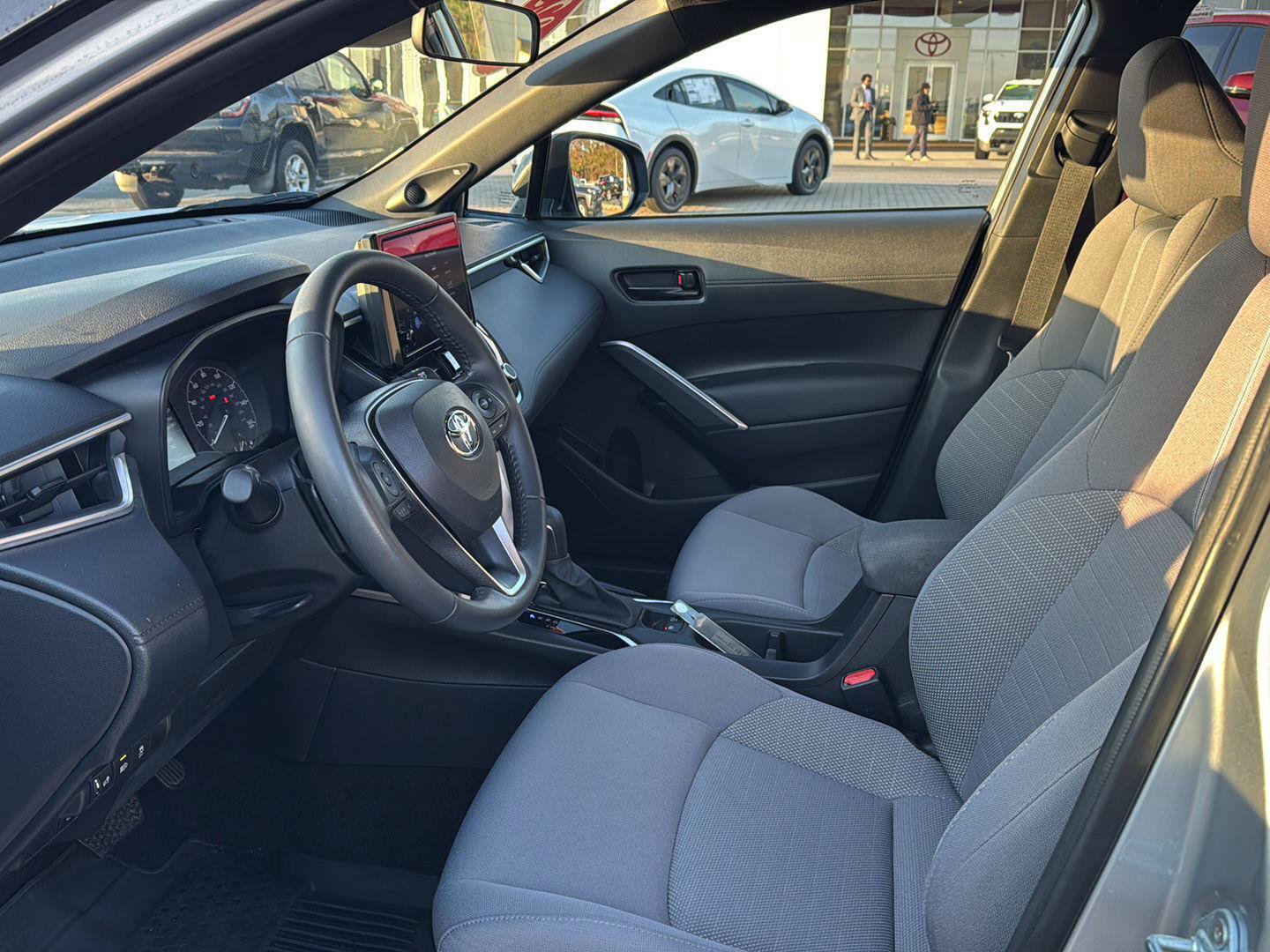 Certified 2023 Toyota Corolla Cross XSE image 8