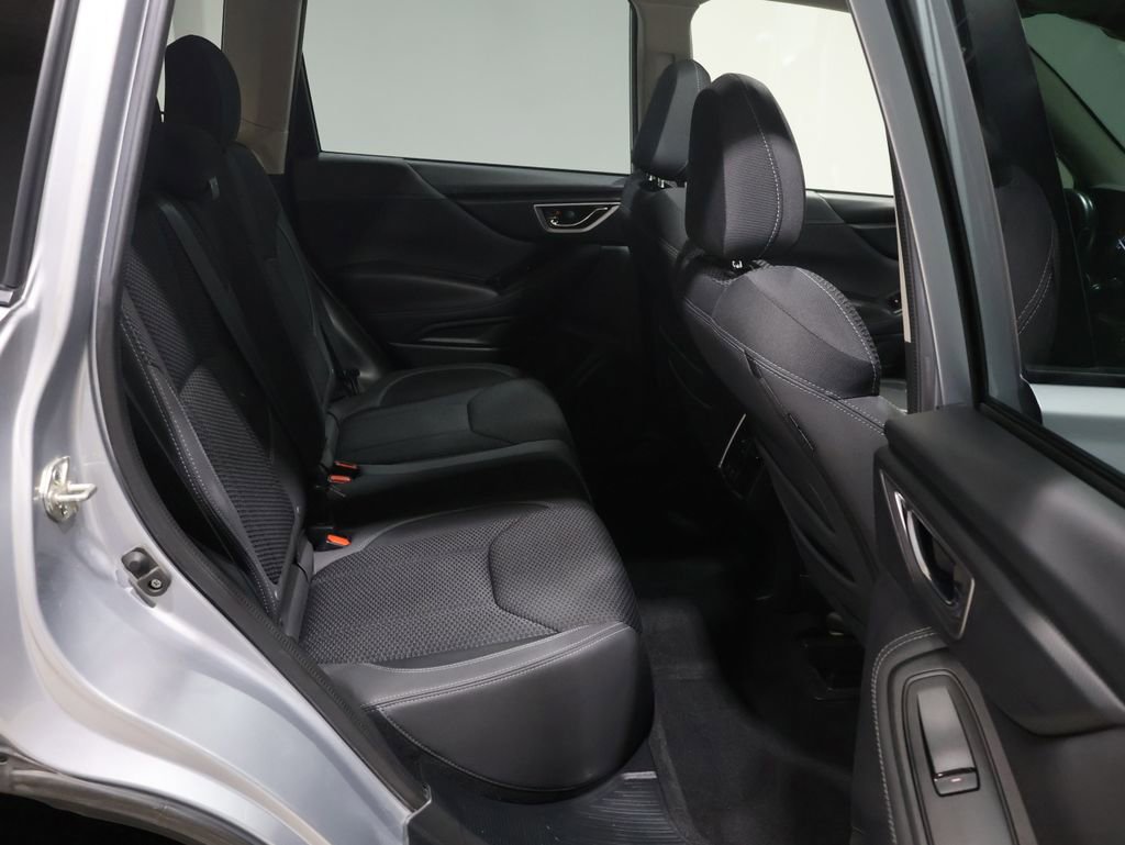 Used 2021 Subaru Forester Premium image 22