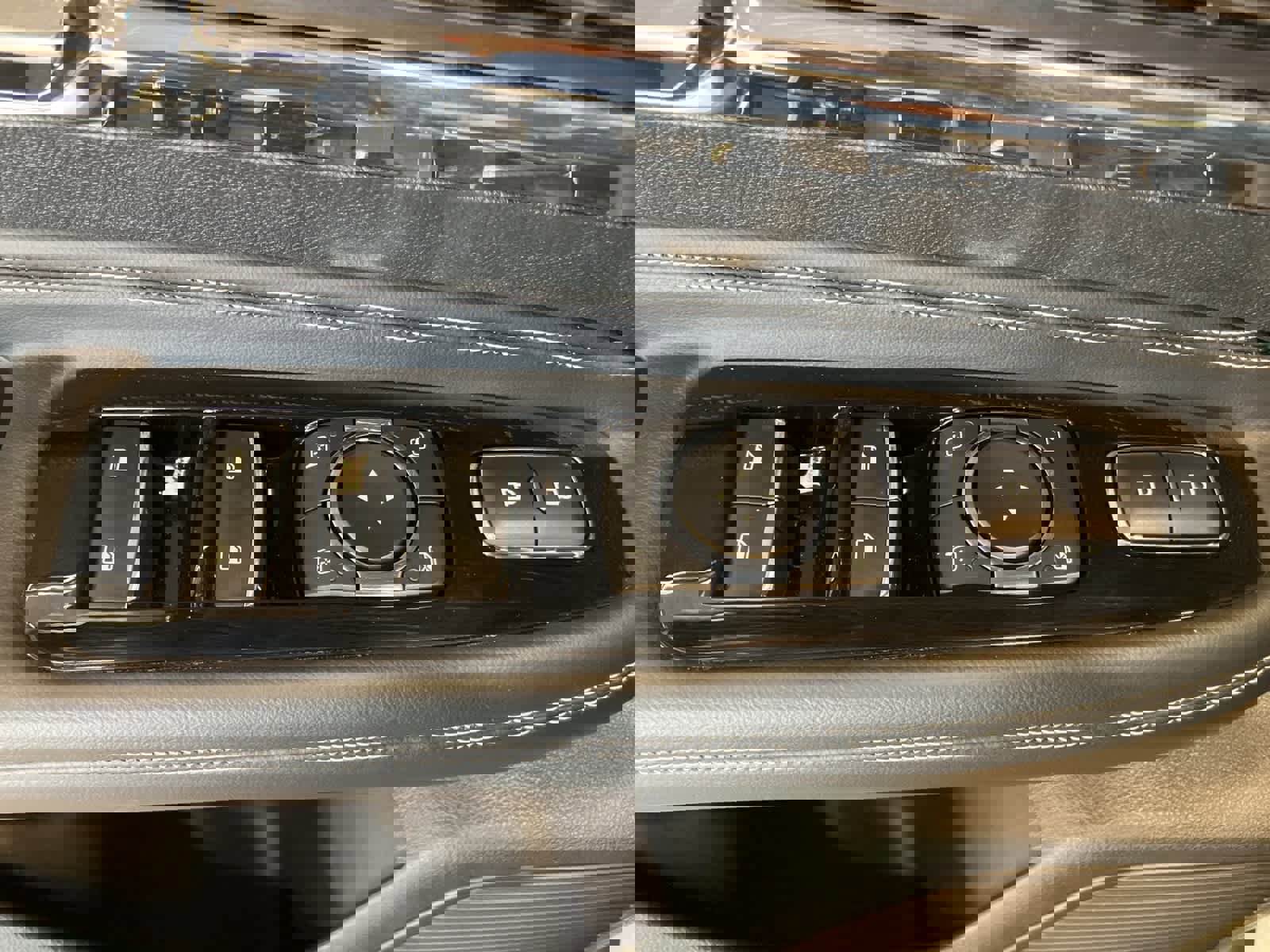 Used 2022 Lincoln Corsair Reserve w/ Equipment Group 201A image 13