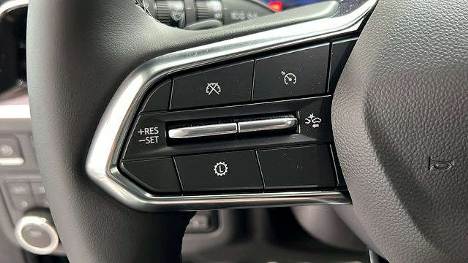 New 2025 Chevrolet Suburban Premier w/ Sun And Tow Package image 25