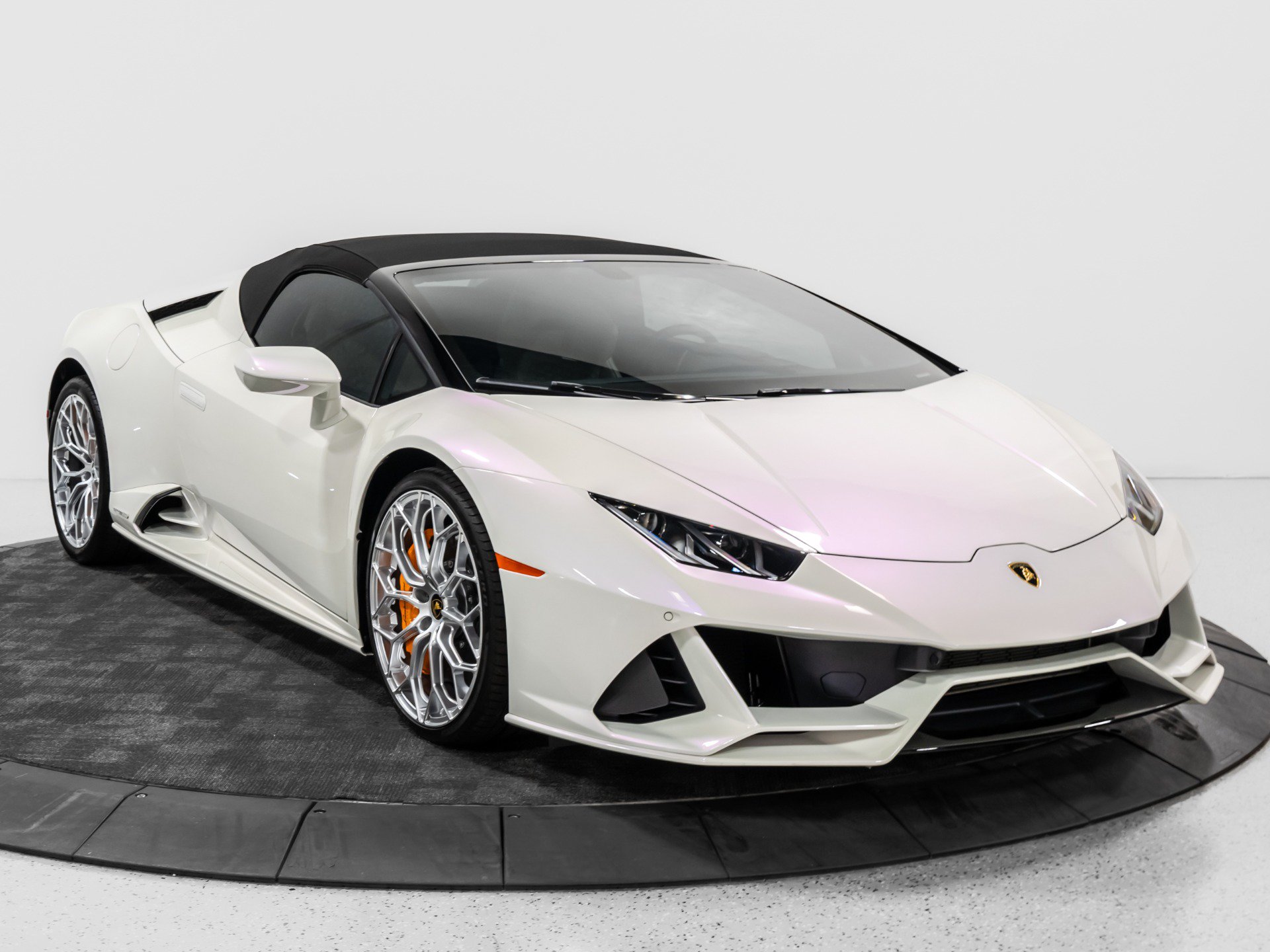 Used 2024 Lamborghini Huracan EVO AWD/4WD image 25