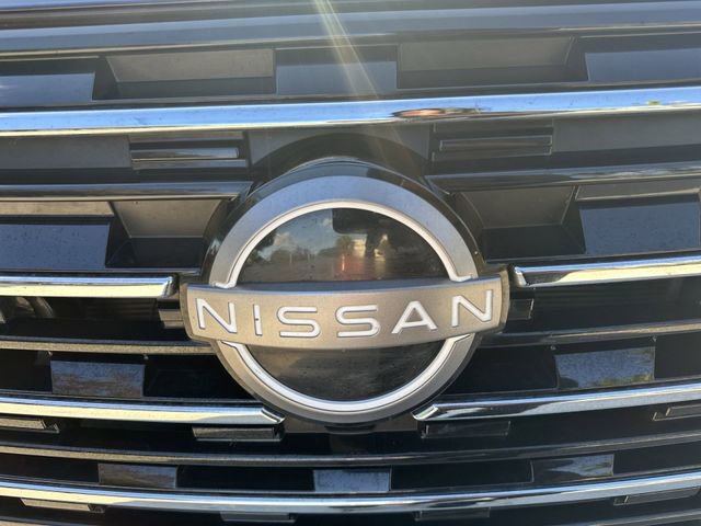 Used 2024 Nissan Rogue SV image 10