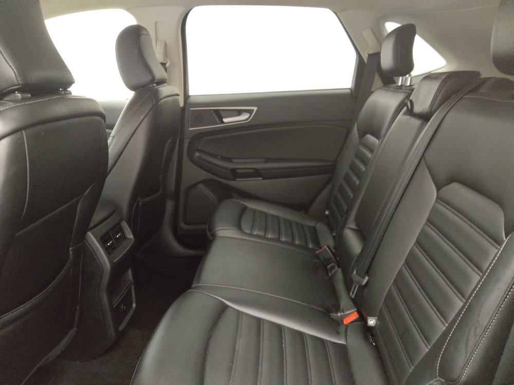 Used 2023 Ford Edge SEL image 18