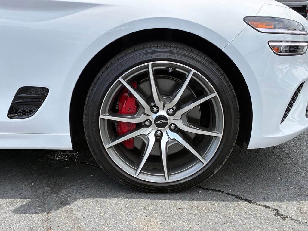 Used 2025 Genesis G70 2.5T AWD/4WD image 47